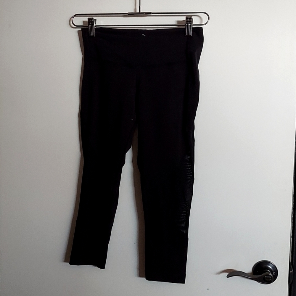 Black Cozy Orange Cardiff Crop